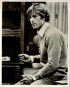 Actor, Robert Redford vintage signed collection featuring a signed 10x8 black and white