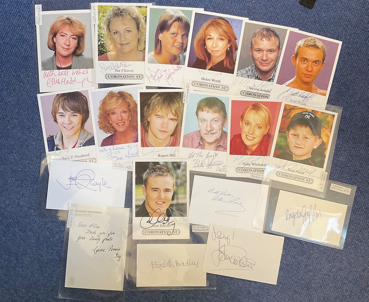 Coronation St Collection of 18 Signatures on Coronation St Cards and signature pieces. Signatures