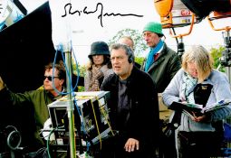 Stephen Frears signed 12x8 colour photo. Frears is an English director and producer of film and
