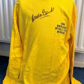 Football Gordon Banks signed England 1966 World Cup Winners retro shirt size Large. Good