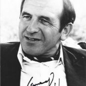 Leonard Rossiter (1926-1984) Rising Damp Actor Signed Vintage Photo . Good condition. All autographs