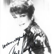 Anne Baxter signed 7x5 black and white photo. Anne Baxter (May 7, 1923 - December 12, 1985) was an