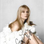 Gwyneth Paltrow signed 10x8 colour photo. Gwyneth Kate Paltrow (born September 27, 1972) is an
