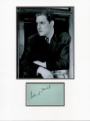 Robert Donat 16x12 mounted signature piece includes signed album page and black and white photo.