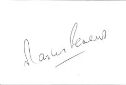 Martin Peters signed 5x3 white index card. Martin Stanford Peters MBE (8 November 1943 - 21 December