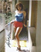 Sophia Loren signed 10x8 colour photo. Sofia Costanza Brigida Villani Scicolone Dame Grand Cross