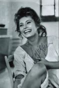 Sophia Loren signed 12x8 B/W photo. Sofia Villani Scicolone Dame Grand Cross OMRI, known