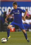 Oscar signed Chelsea 12x8 colour photo. Oscar dos Santos Emboaba Junior is a Brazilian