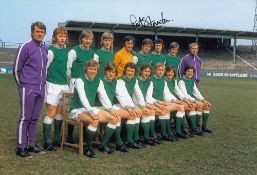 Autographed Pat Stanton 12 X 8 Photo - Col, Depicting Hibernian's 1972 Scottish Cup Final Squad