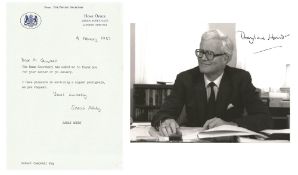 Douglas Hurd signed 6 x 8 black and white photo. Good condition. On the reverse of the photo is