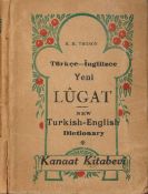 Turkce Ingilizce Yeni Lugat New Turkish English Dictionary Hardback Book 1942 published by Kanaat