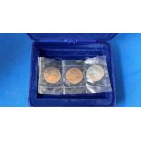 set of 3 £1 coins, From Isle of Man Proof Set in protective box. Good condition. We combine