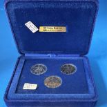 Set of 3 £1 coins, From Isle of Man Proof Set in protective box. Good condition. We combine