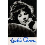 Leslie Caron signed 6x4 vintage black and white photo. Leslie Claire Margaret Caron (born July 1,