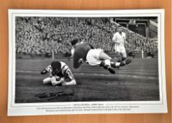 Football, Peter McParland signed 12x18 black and white photo. Picturing him in action for Aston