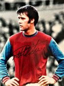 Football, Sir Geoff Hurst signed 12x16 colour photograph. Pictured during his time playing for