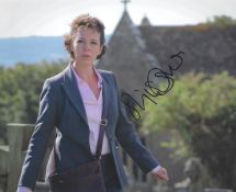 Actor, Olivia Colman signed 10x8 colour photograph. Colman: 30 January 1974), known professionally