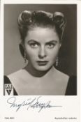 Ingrid Bergman signed 6x4 black and white vintage photo. Good condition. All autographs come with