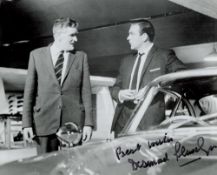 Desmond Llewelyn, a signed 10x8 photo. Actor who played Q in 17 James Bond films between 1963 and