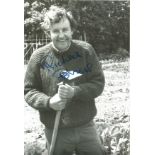 The Good Life Richard Briers signed 12 x 8 inch black and white photo. Good condition. All