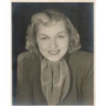 Patricia Ellis signed 10x8 vintage sepia photo comes with original mailing envelope dated 16th March