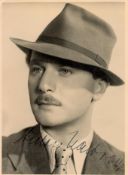Anton Walbrook signed 7x5 vintage black and white photo with original 1930s mailing envelope.