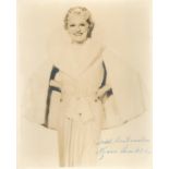 Minna Gombell signed 10x8 vintage sepia photo comes with original personalised mailing envelope