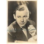 Herbert Marshall signed 7x5 vintage black and white photo comes with original RKO studios mailing