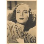 Sigrid Gurie signed 7x5 vintage sepia photo slight crease comes with original personalised Samuel