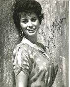 Sophia Loren signed 10x8 black and white photo. Sofia Costanza Brigida Villani Scicolone ( born 20