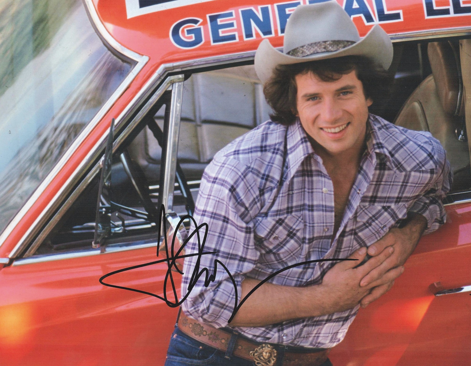 Dukes of Hazzard Actor, Tom Wopat signed 10x8 colour photograph. Wopat (born September 9, 1951) is