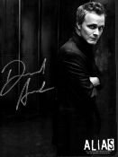 Alias Actor, David Anders signed 10x8 colour promo photograph pictured during his role as Julian