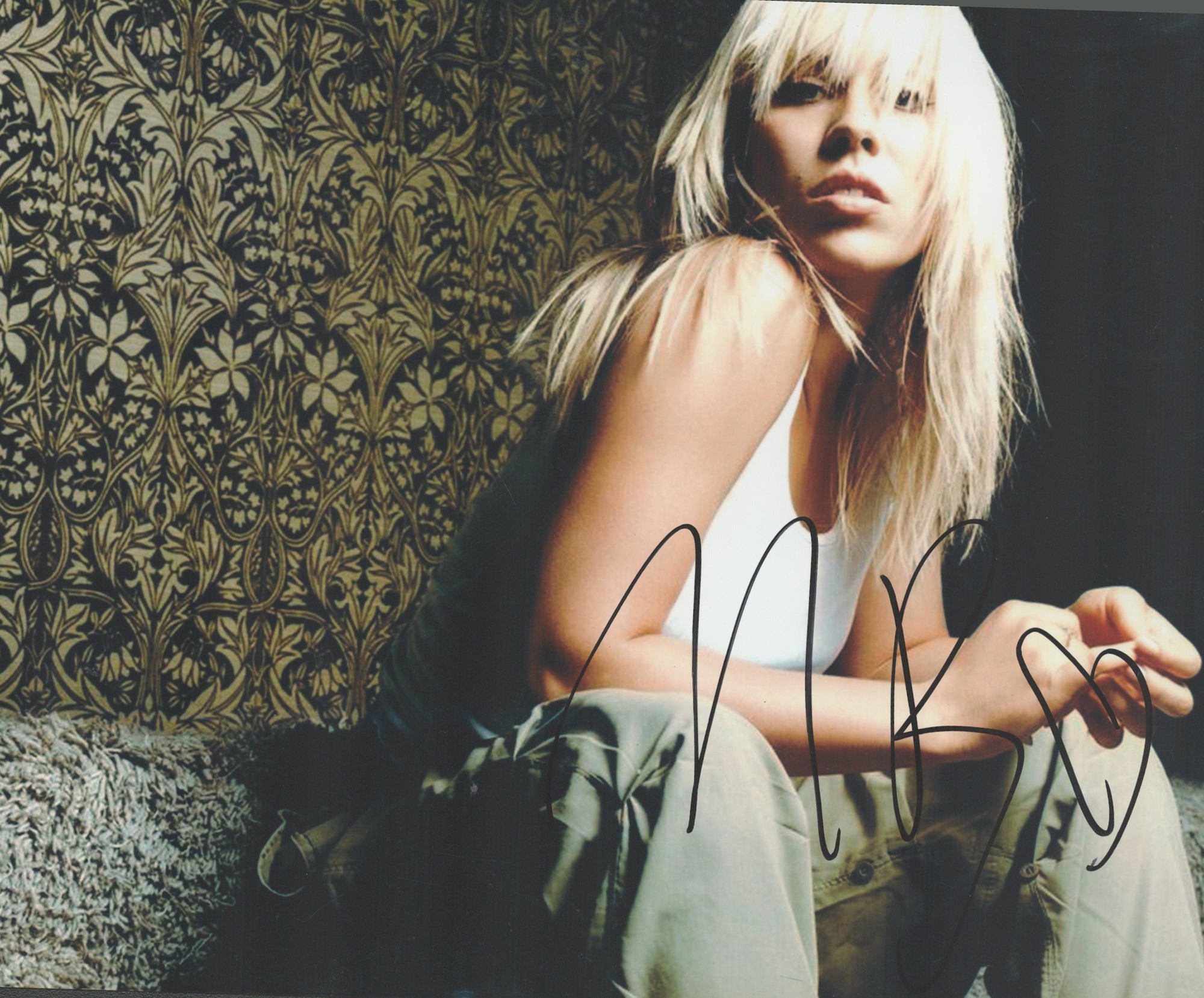 Natasha Bedingfield Signed 10x8 Colour Photograph. Bedingfield Released Her Debut Album,