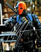 Arrow Actor, Manu Bennett signed 10x8 colour photograph pictured as he plays Slade Wilson /