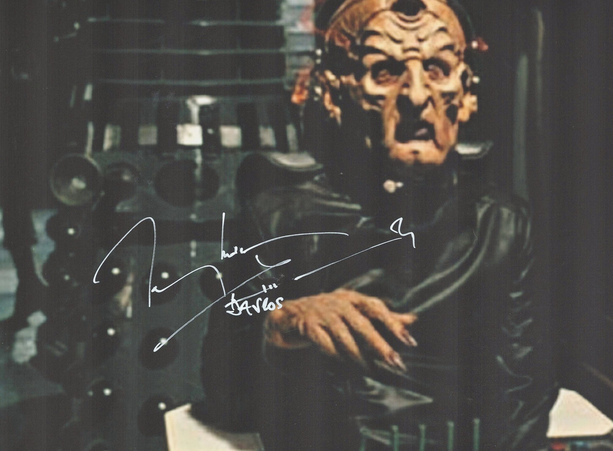 Doctor Who Actor, Terry Molloy signed 10x8 colour photograph pictured during portrayal of Davros