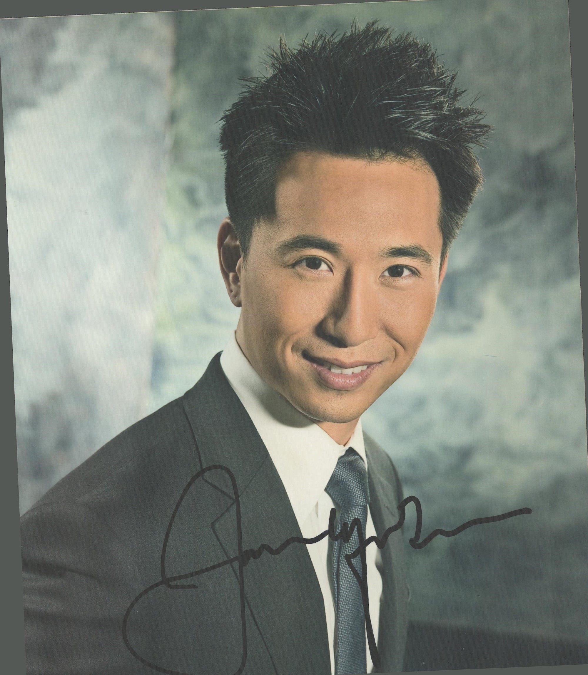 James Kyson Lee Asian-American Television Actor 10x8 Signed Colour Photo From Television Series