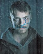 Actor, Joel Kinnaman signed 10x8 colour photograph pictured during his role as Mike Conlon 2015