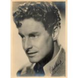 Robert Donat signed 8x6 sepia vintage photo. Friedrich Robert Donat (18 March 1905 - 9 June 1958)