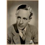 Leslie Howard signed 6x4 black and white vintage photo. Leslie Howard Steiner (3 April 1893 - 1 June