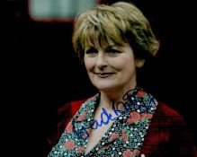 Brenda Blethyn signed 10x8 colour photo. Good condition. All autographs come with a Certificate of