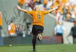 Autographed Dean Windass 12 X 8 Photo - Col, Depicting A Wonderful Image Showing The Hull City
