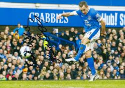 Football Leon Osman signed 12x8 colour photo pictured in action for Everton. Leon Osman born 17