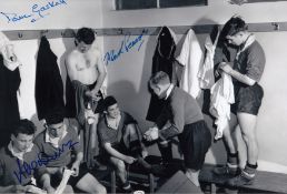 Autographed Man United 12 X 8 Photo - B/W, Depicting Coach Bert Whalley Offering Advice To Several