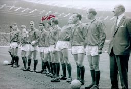 Johnny Giles signed 12x8 Manchester United 1963 FA Cup Final black and white photo. Michael John