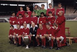 Autographed Man United 12 X 8 Photo - Col, Depicting A Superb Image Showing The 1968 European Cup