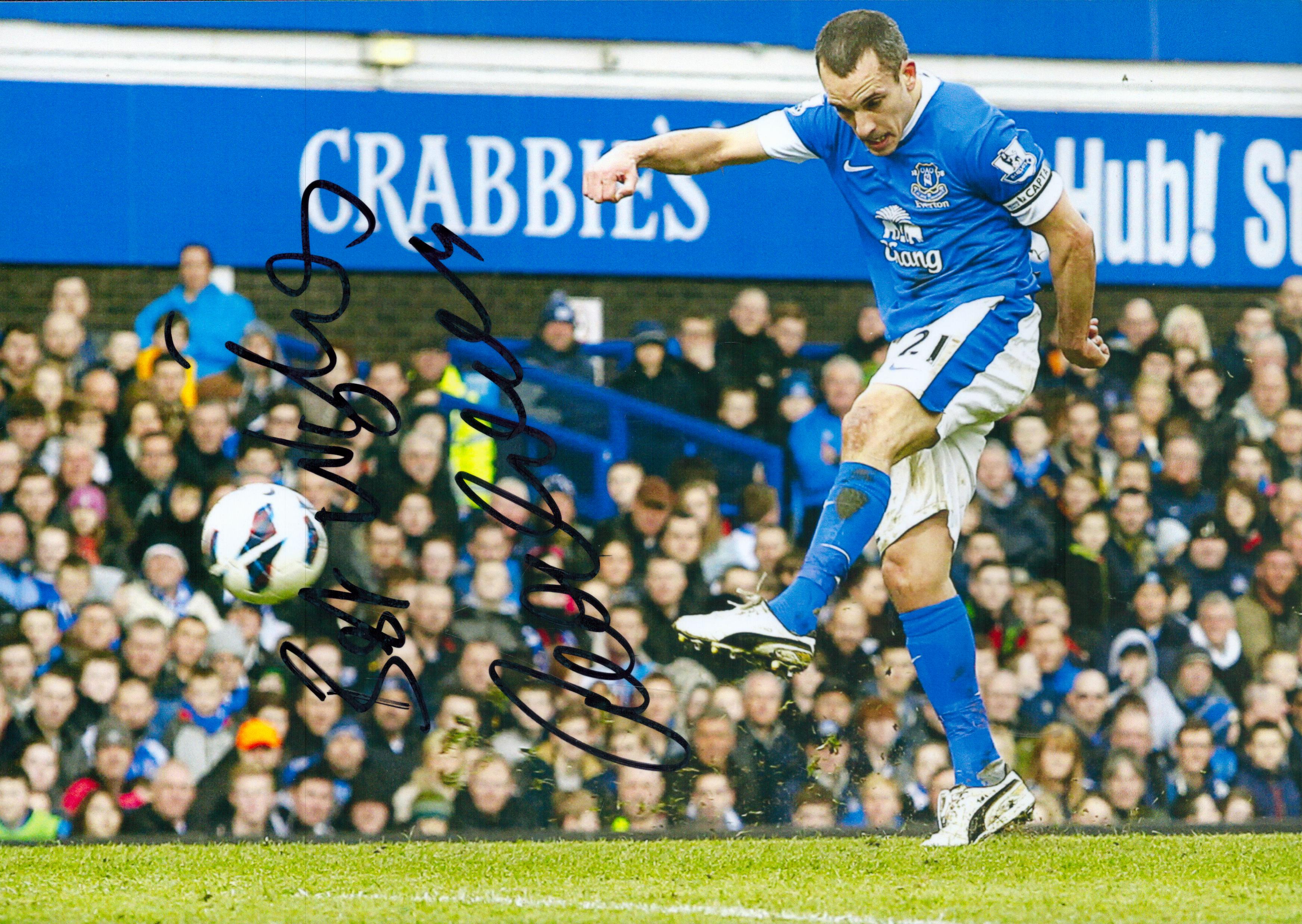 Leon Osman signed Everton 12x8 colour photo. Good condition. All autographs come with a