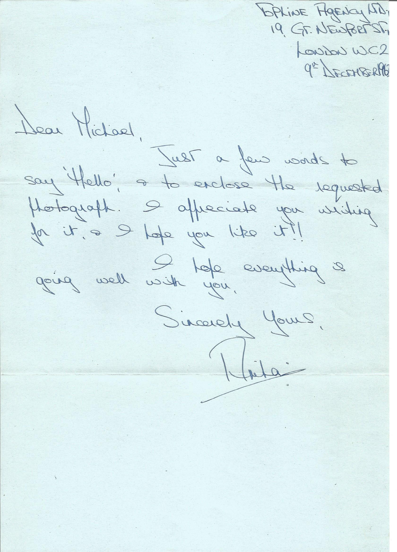 Carry on Actress Anita Harris hand written letter replying to an autograph request. Anita