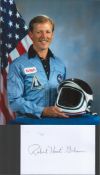 NASA astronaut Robert Hoot Gibson signed 6 x 4 white card. Robert Hoot Gibson a veteran of five