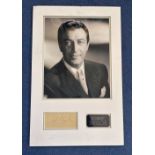 Actor, Robert Taylor beautifully presented matted Signature Piece, Overall Size 23x14. This lovely