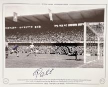 Football Legend, Pelé signed 16x20 Autographed Editions photograph. This Sporting Legends black